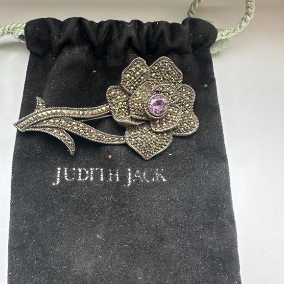 Judith Jack marcasite and sterling brooch with amethyst center. Vintage. - Picture 6 of 9